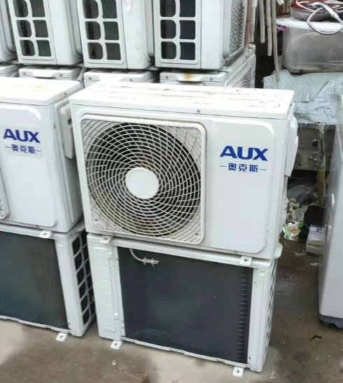 西安空调回收-奥克斯空调上门回收，免费拆除回收二手空调